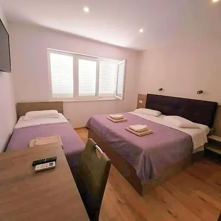 Apartmens House Apartment Omis